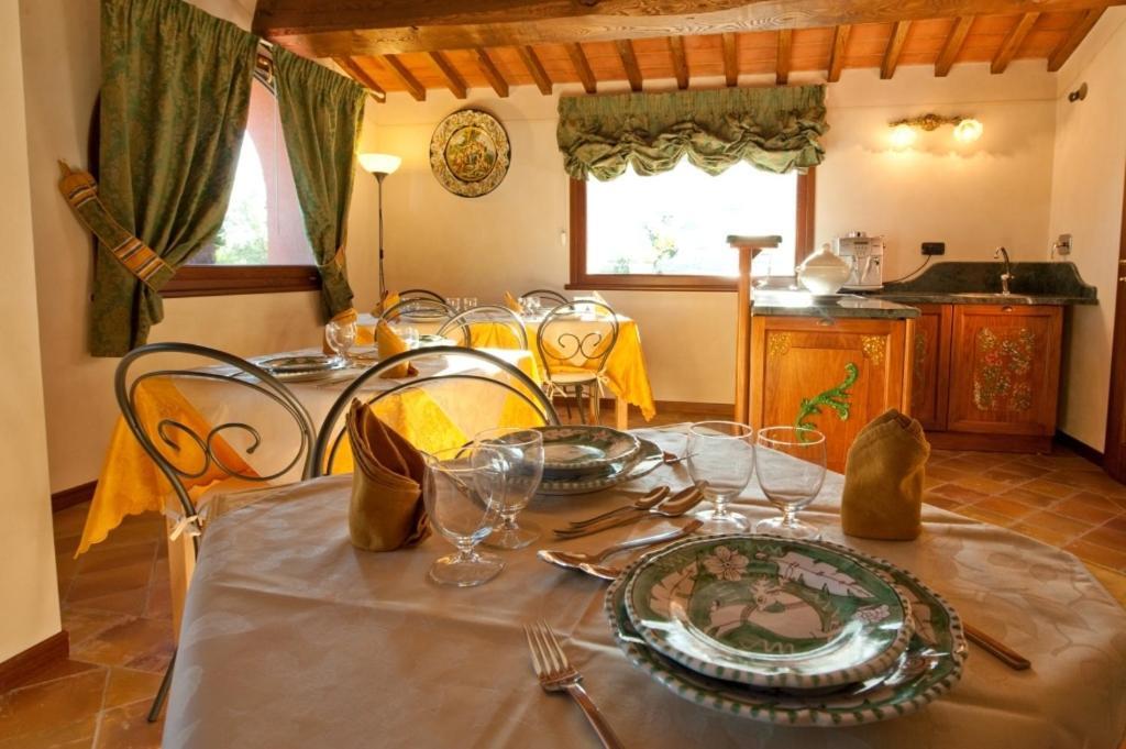 Podere Chiaromonte Palaia Eksteriør bilde